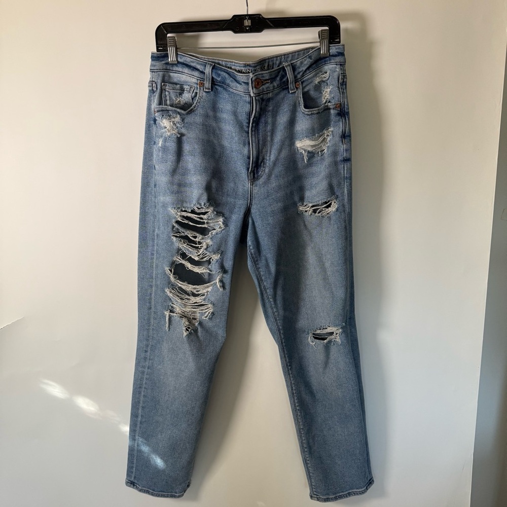 American Eagle Stretch Ripped Mom Jean